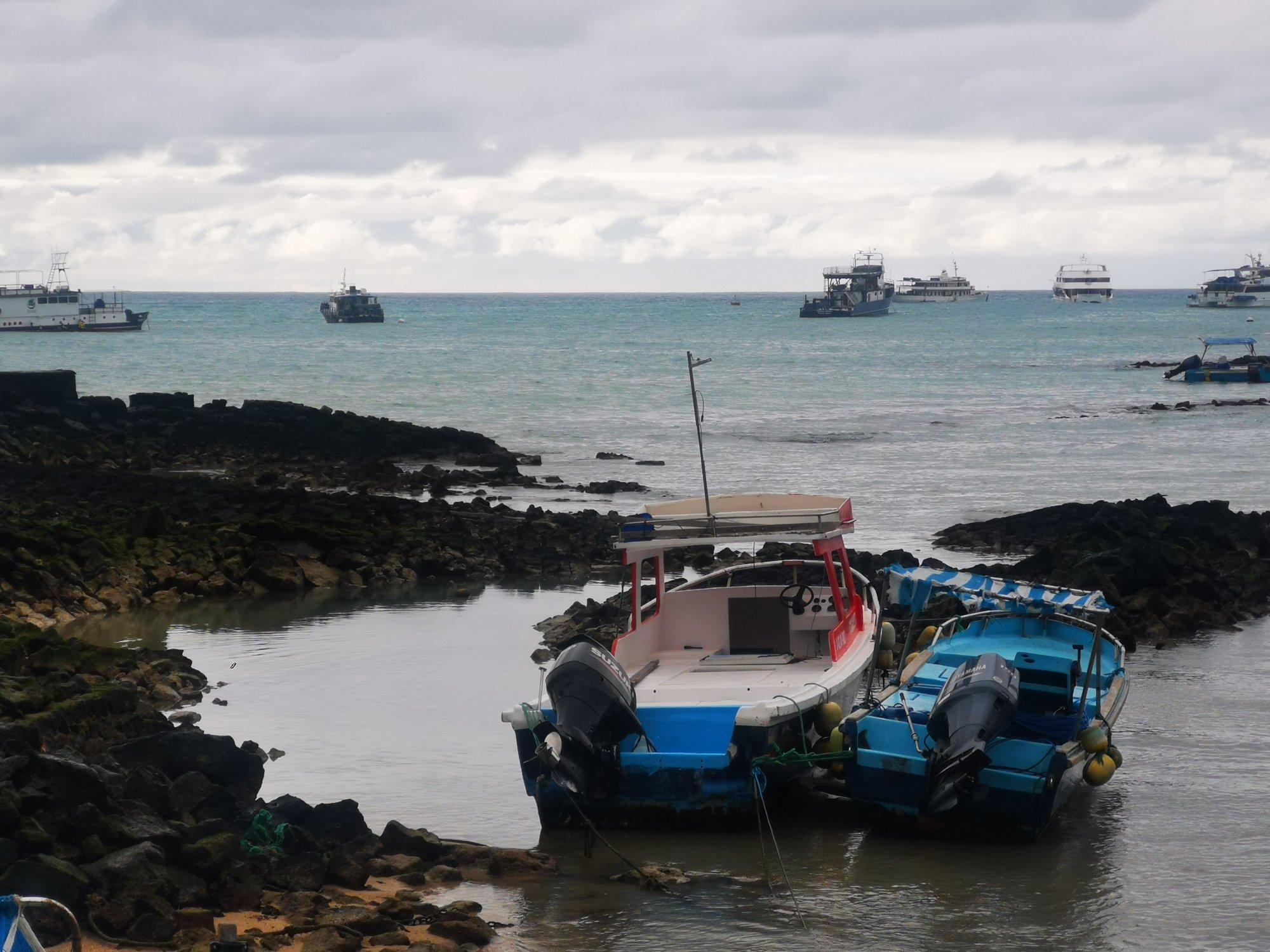 Embarcaciones pesqueras de Galápagos